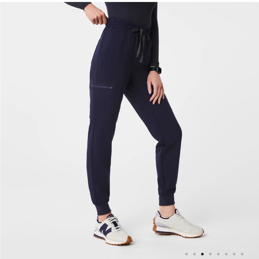 Navy High Waisted Uman Relaxed - Petite Jogger Scrub Pants Navy